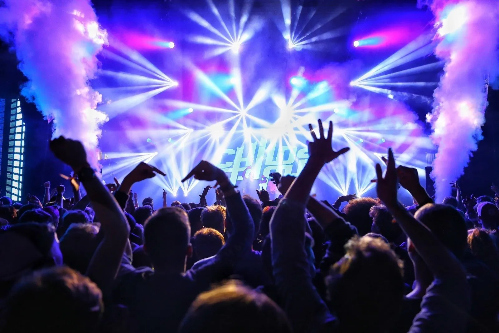 Cena, copa y discoteca en Sevilla para despedidas de soltero